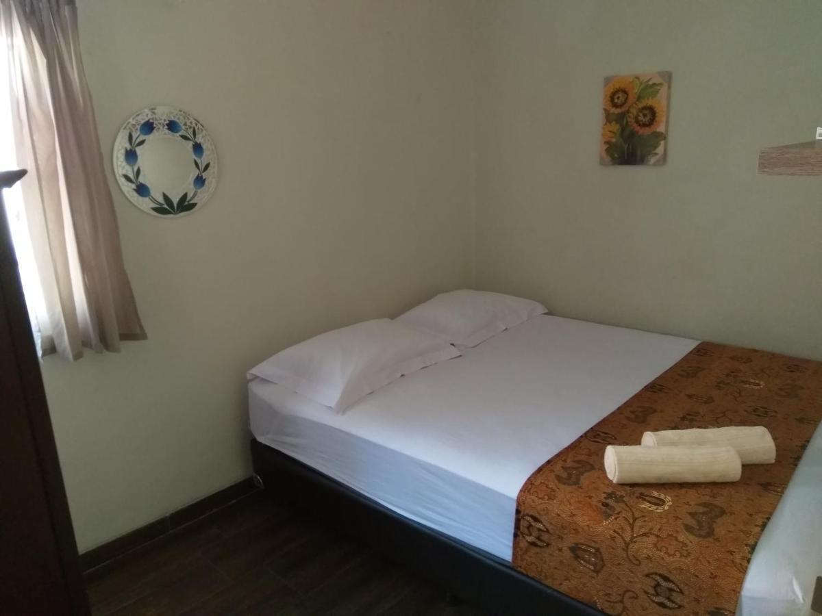 Apartamento Omah Ngadiwinatan Syariah Yogyakarta Exterior foto